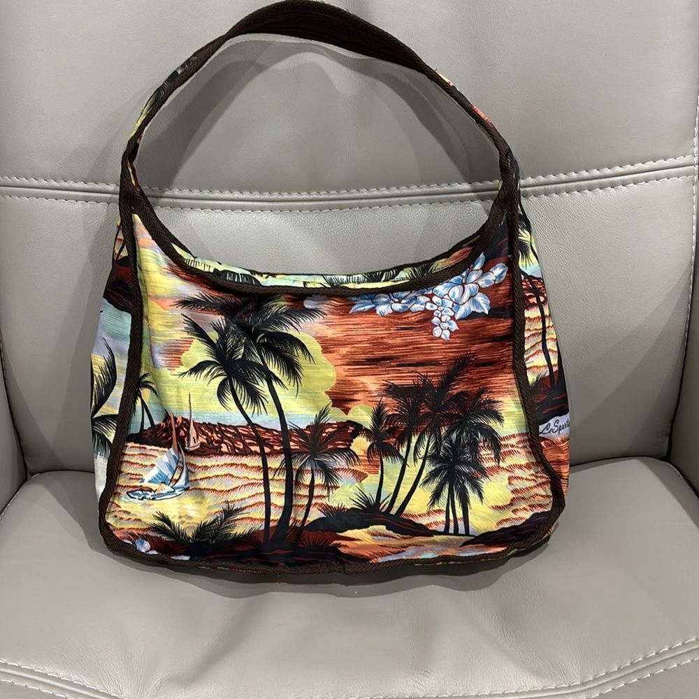 LeSportsac Island print classic shoulder bag - Picture 2 of 4